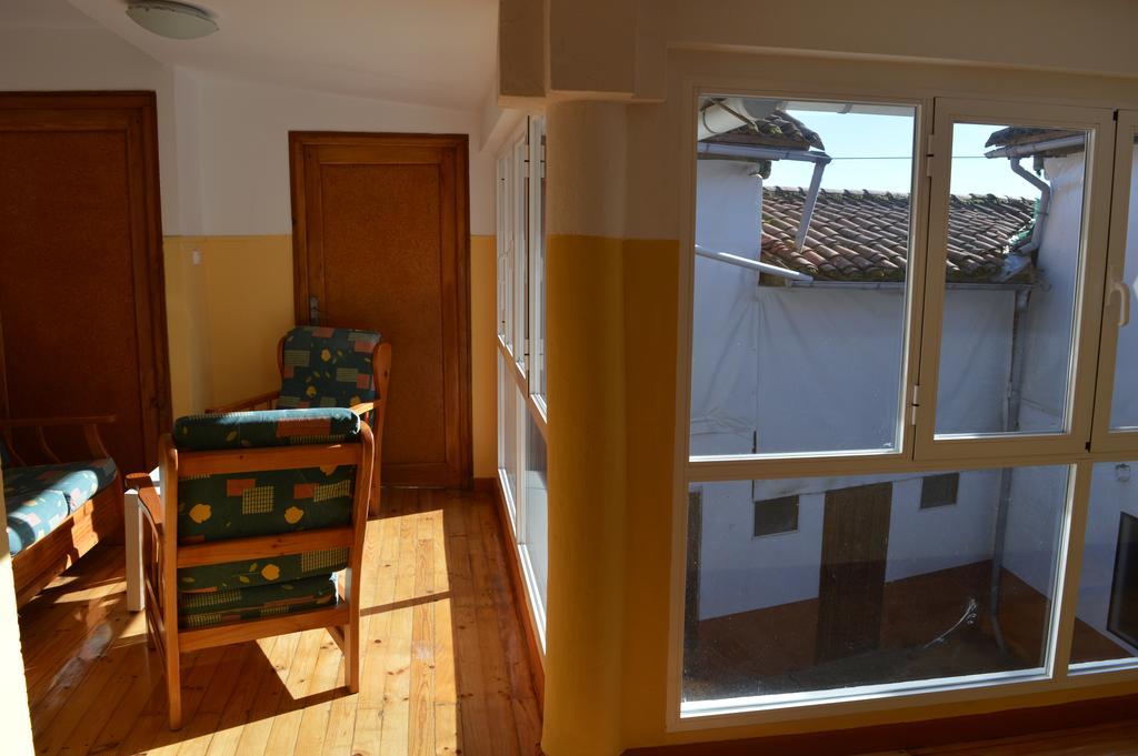 Casa Rural Los Llaganos Guest House Villaturiel Екстериор снимка