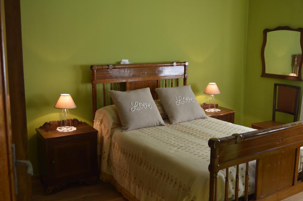 Casa Rural Los Llaganos Villaturiel Екстериор снимка